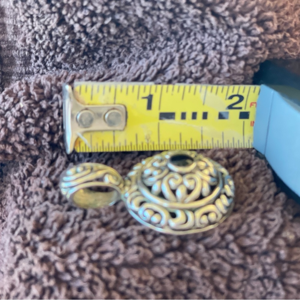 Silver Pendant with black middle stone